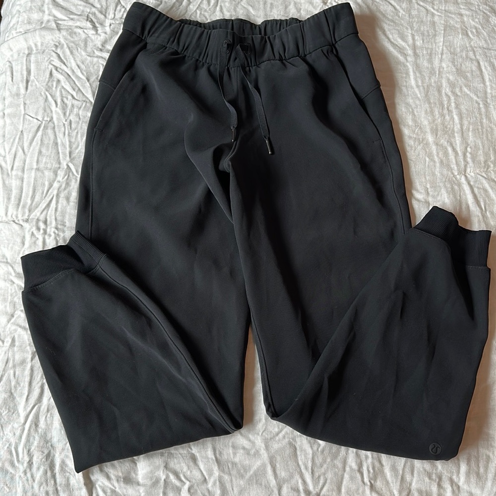 Lululemon On The Fly Joggers